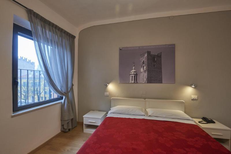 Due Guerrieri Mantova Mântua Exterior foto