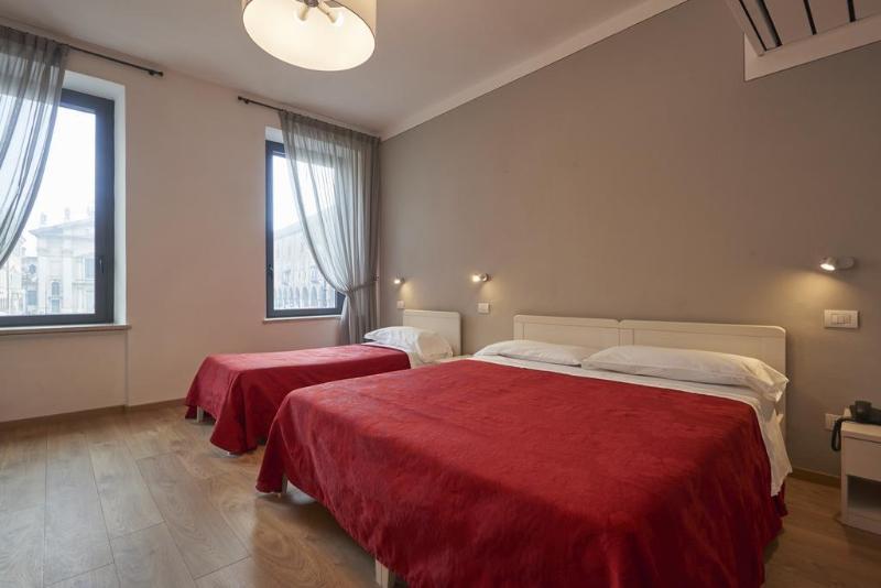 Due Guerrieri Mantova Mântua Exterior foto